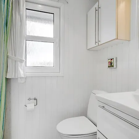 4 Bedroom Beautiful In Løkken