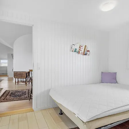 4 Bedroom Gorgeous In