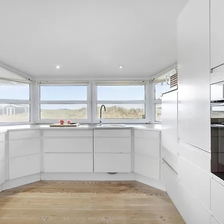 4 Bedroom Beautiful In Løkken
