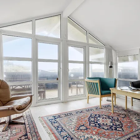 4 Bedroom Beautiful In Løkken