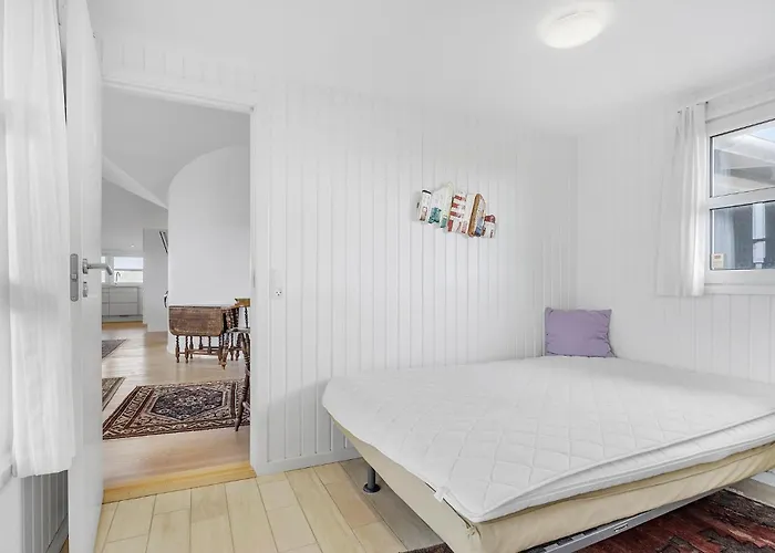 4 Bedroom Beautiful In