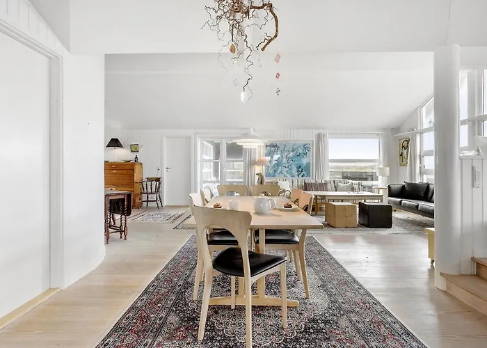 4 Bedroom Beautiful In Løkken